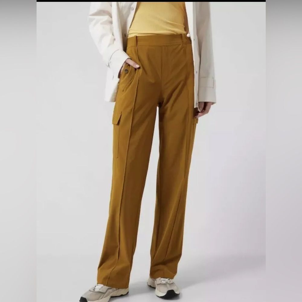 NWT Athleta Vienna Cargo Pants 22 Plus Wide Leg Brass Yellow Travel Commute